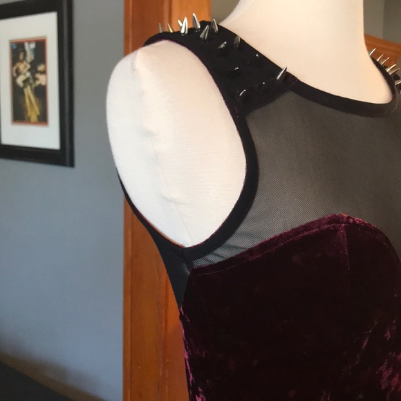 NWT wine blk mesh velvety minidress *SPIKES* S LF - Picture 8 of 8